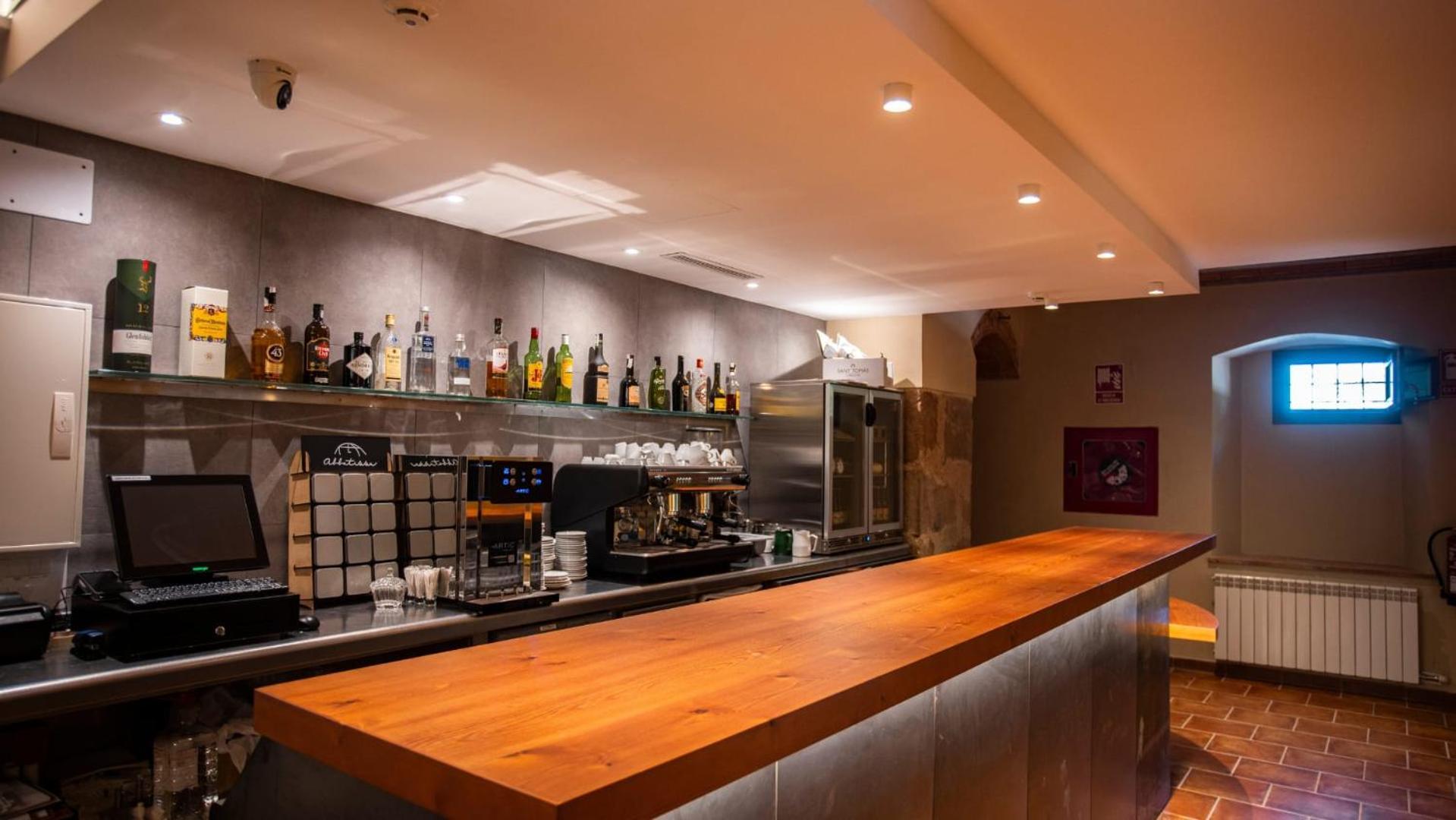 Abbatissa Hotel Restaurant Sant Joan de les Abadesses Bagian luar foto