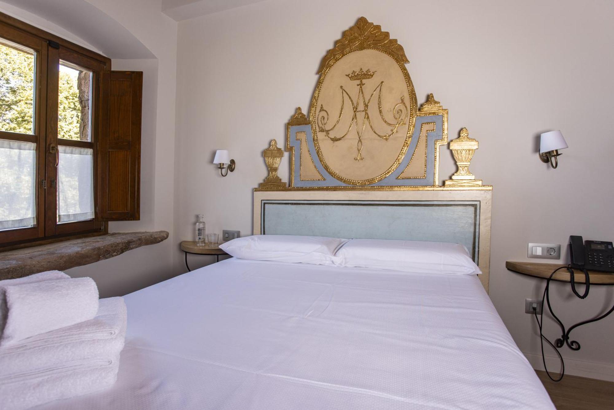 Abbatissa Hotel Restaurant Sant Joan de les Abadesses Bagian luar foto